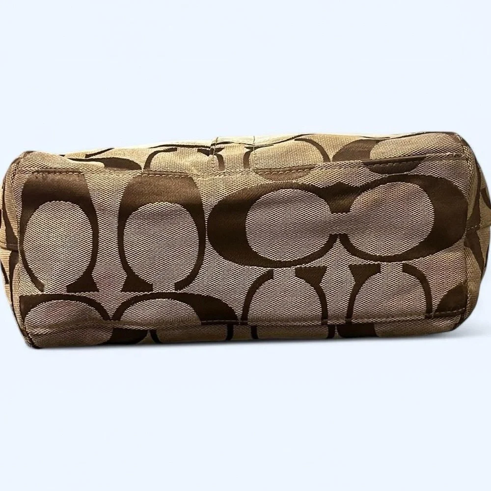 Coach Brown Tote Bag - Picture 7 of 14